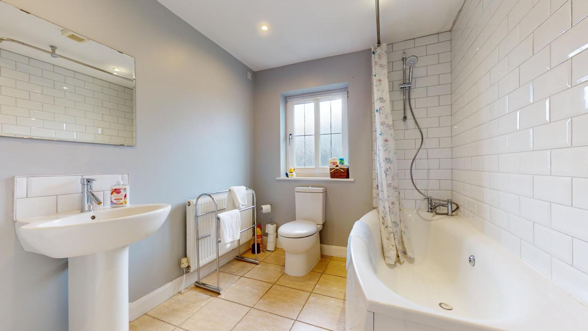 8 Double Beds In A 5 Bedroom House, Pets Welcome Epworth Exterior photo
